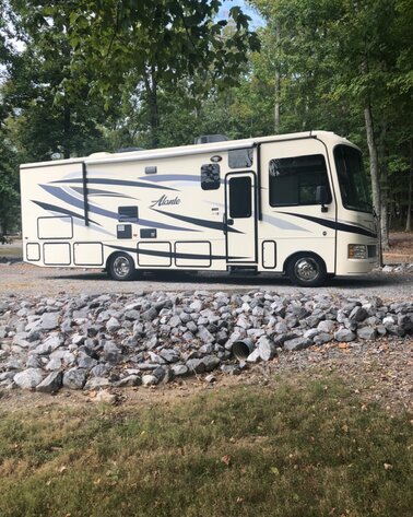 Image for Absolute Online Only 2016 31V Jayco Alante Motor Home