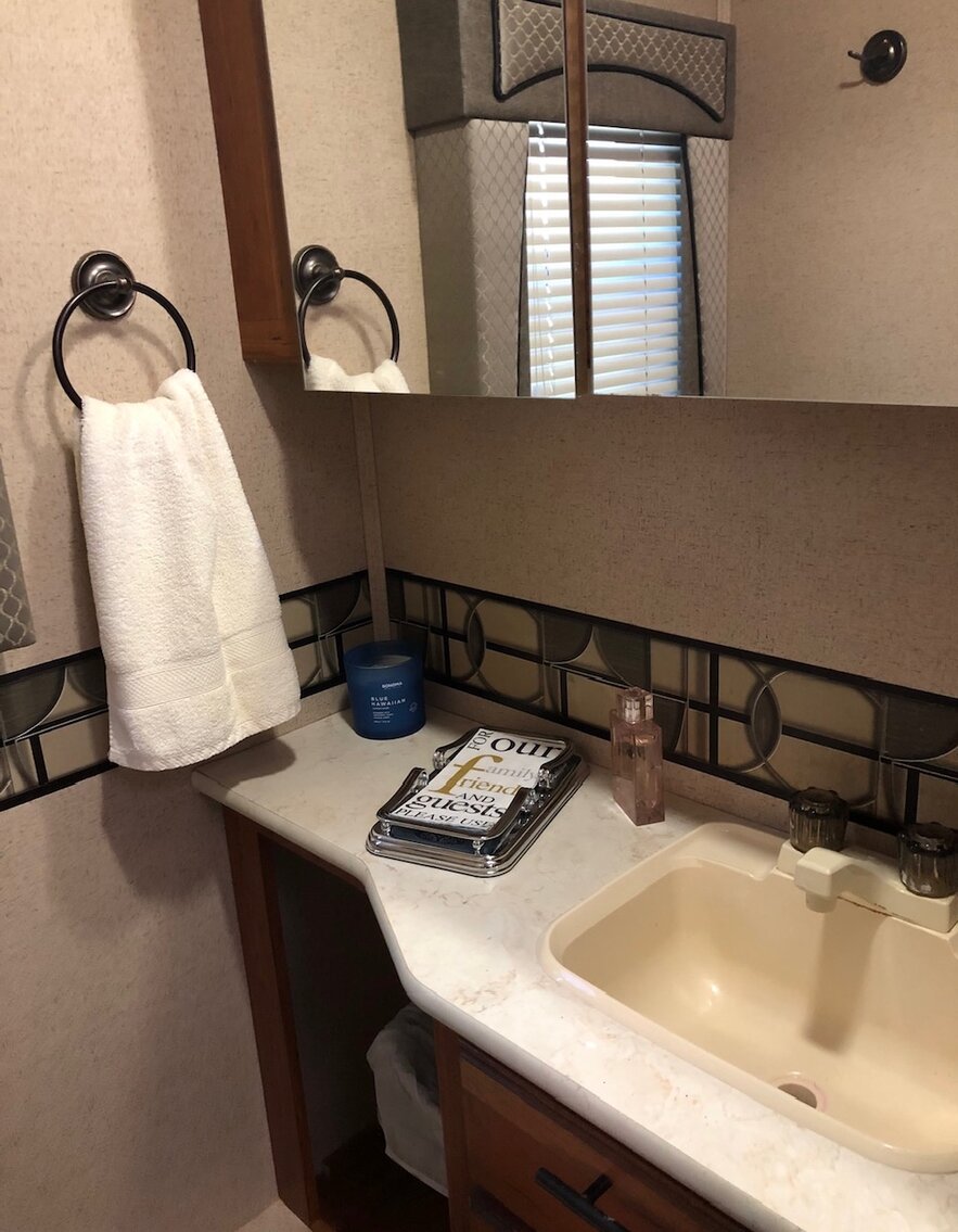 Image for Absolute Online Only 2016 31V Jayco Alante Motor Home