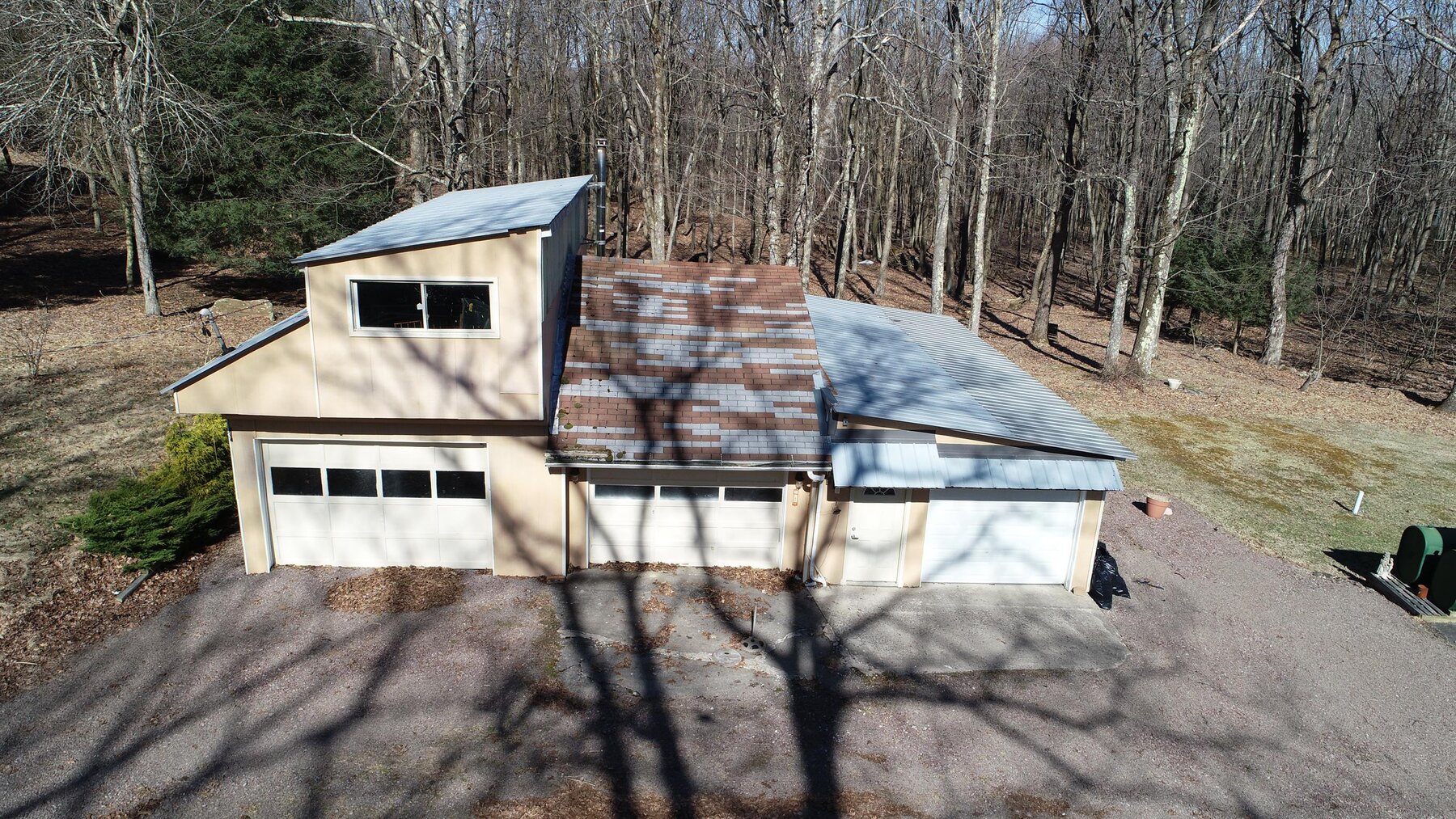 3 Bedroom on 2.6 Acres near Nemacolin Selling to the Highest Bidder