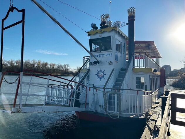 Image for River City Star - River Boat 1986 Skipperliner