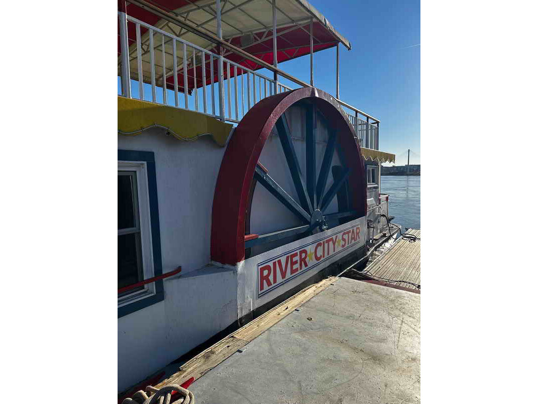 Image for River City Star - River Boat 1986 Skipperliner