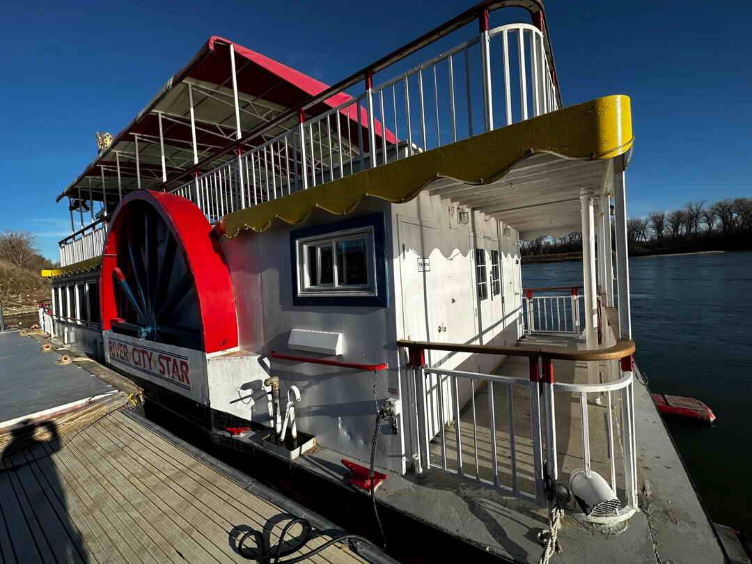 Image for River City Star - River Boat 1986 Skipperliner