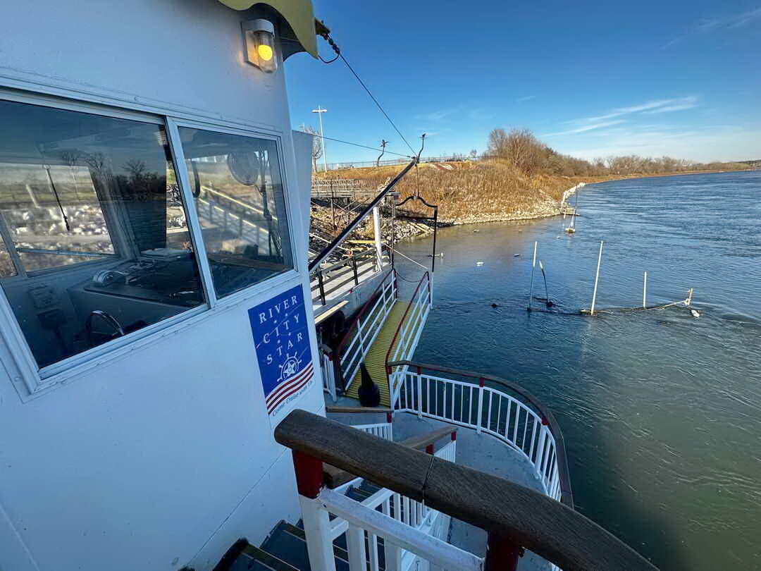 Image for River City Star - River Boat 1986 Skipperliner