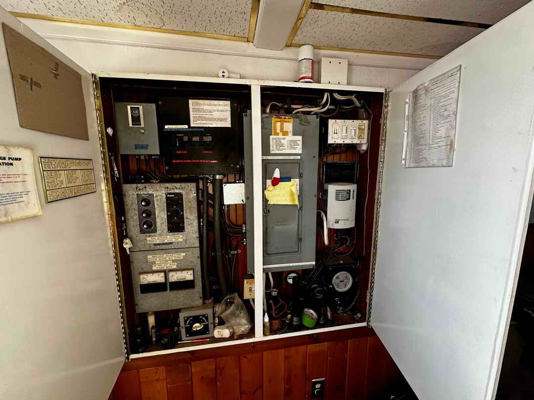 Image for River City Star - River Boat 1986 Skipperliner