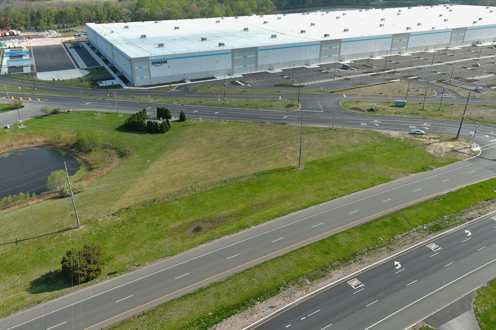 Image for Land For Lease - .89 +/- Acre Parcel Located in Carney's Point Township By Amazon Warehouse