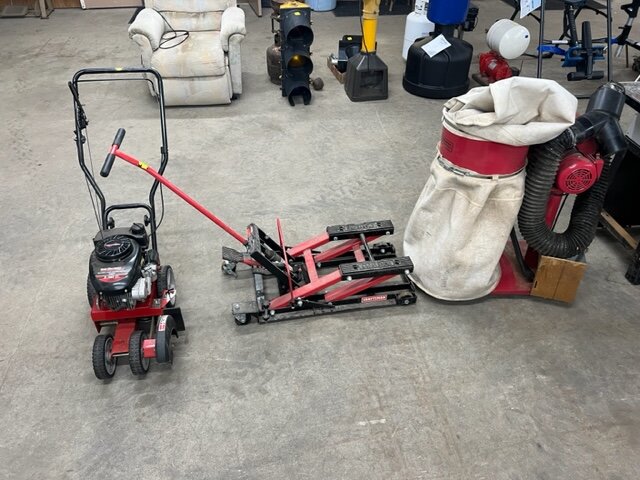 Image for April Consignments Ring 1