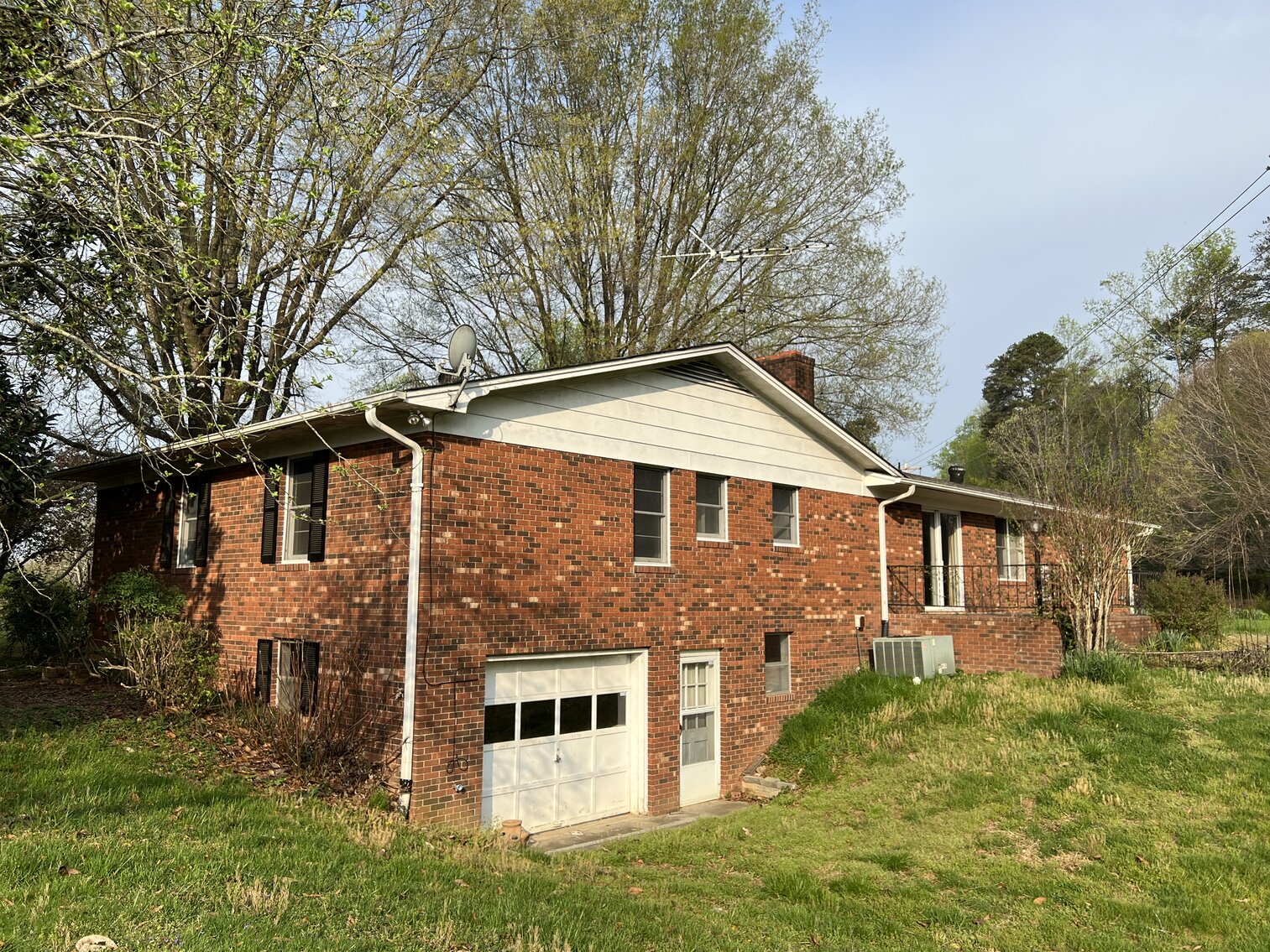 Image for Commissioner's Sale - Brick Home with 21 Acres