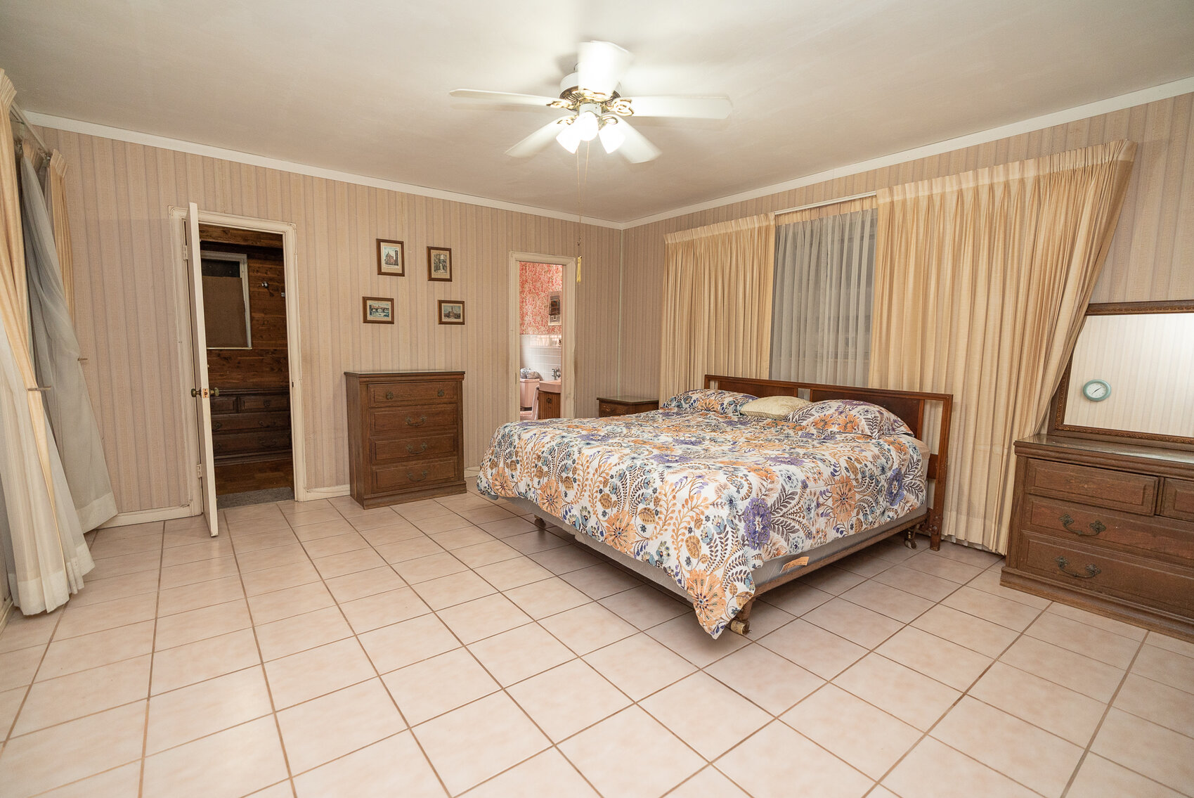 Image for Real Estate Auction by Order of the Bettye and Gerry R. Munro Estate