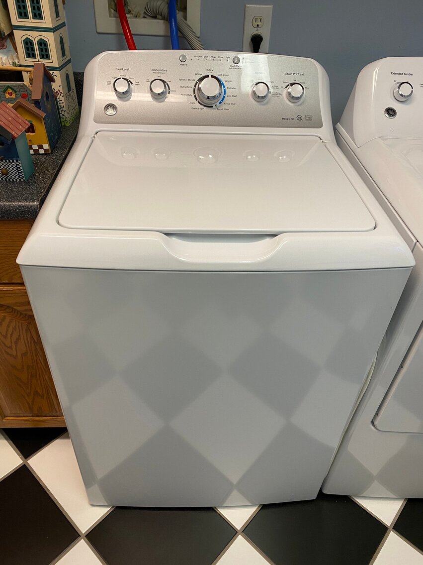 WV Furniture, Household Appliances, Glassware