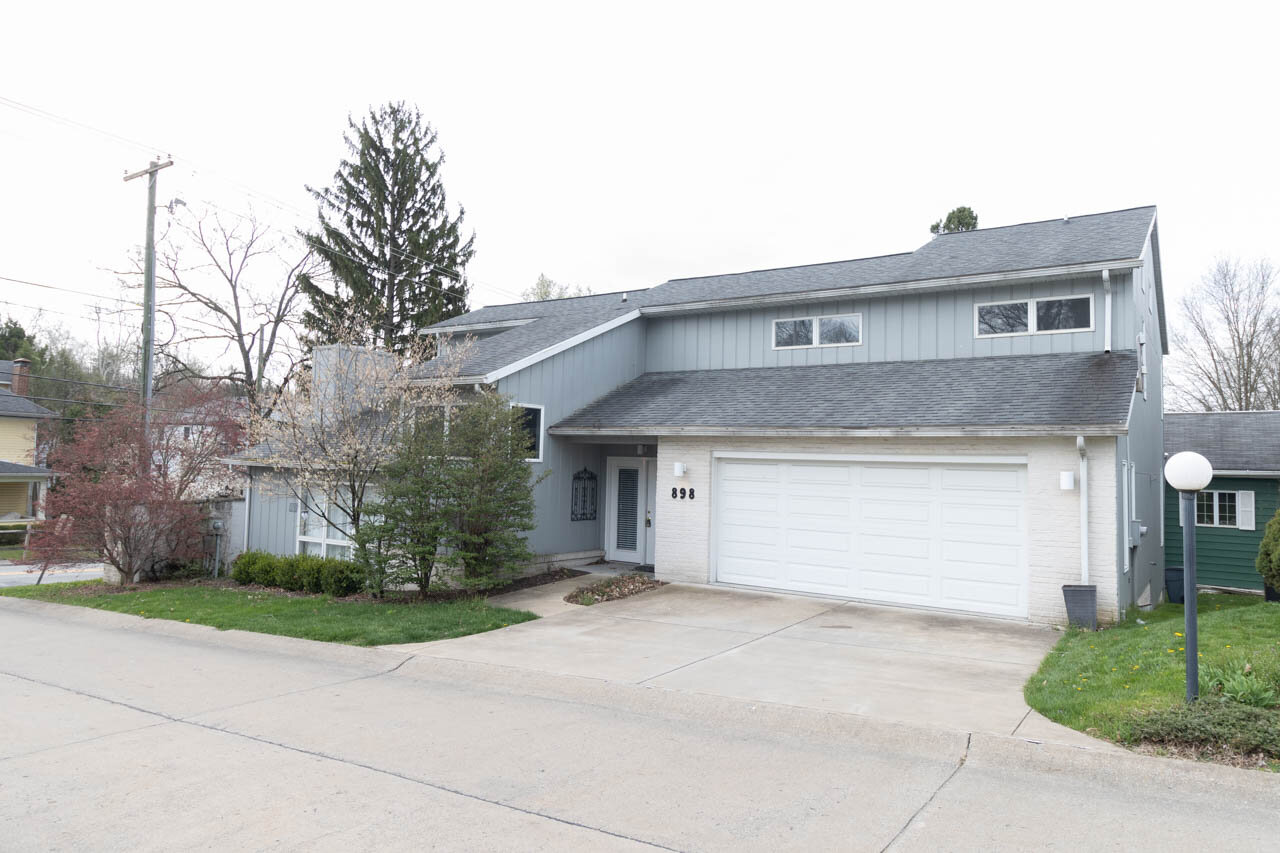 Image for SOLD $297,000 - Spacious 4 Bedroom Close to Mountaineer Field