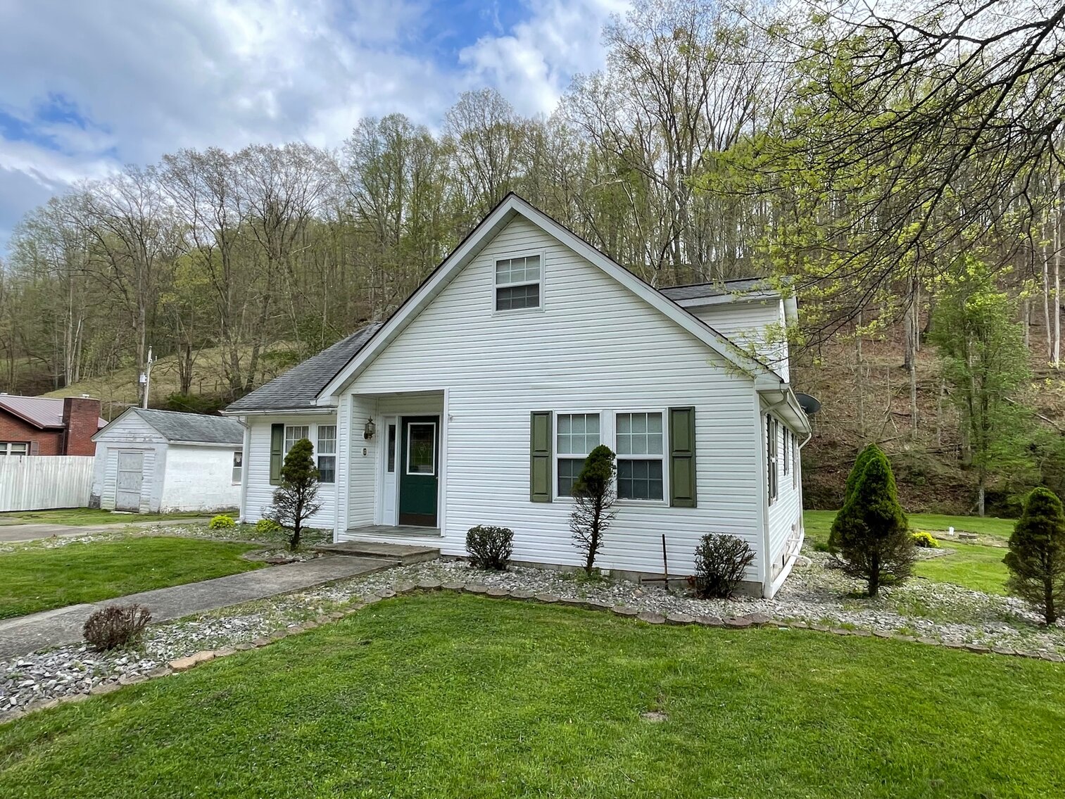 Image for SOLD $143,000 - Move-in Ready 3 Bedroom with Workshop