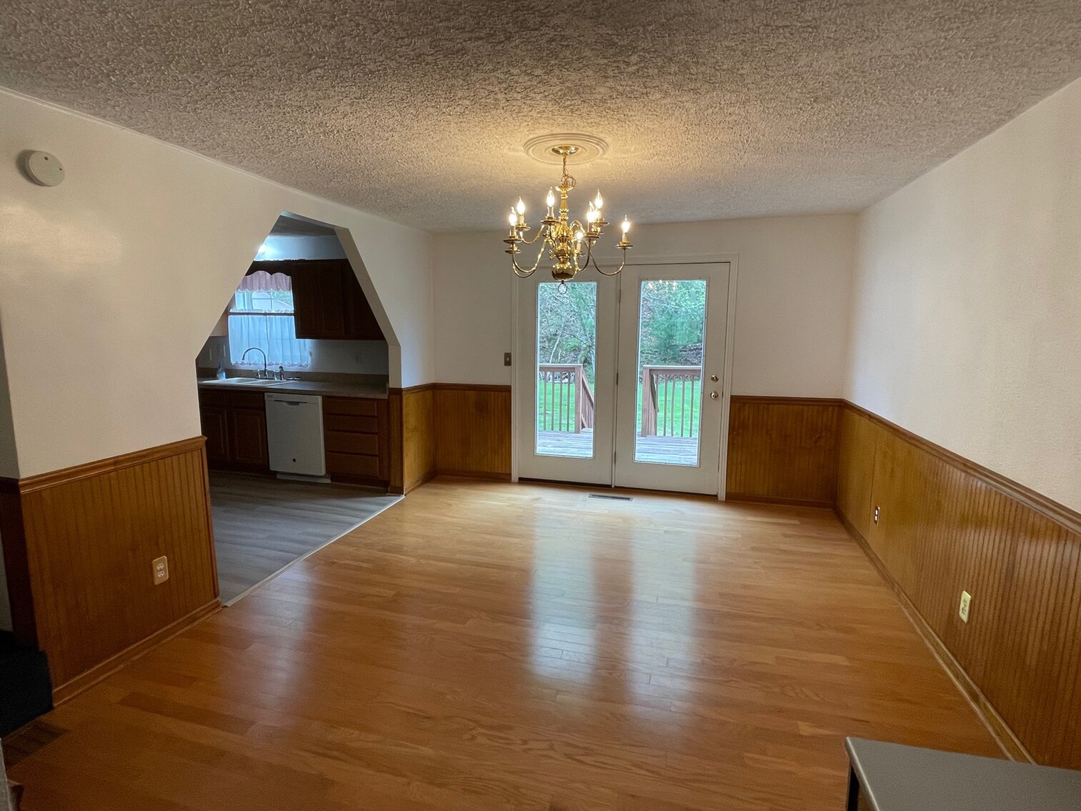 Image for SOLD $143,000 - Move-in Ready 3 Bedroom with Workshop