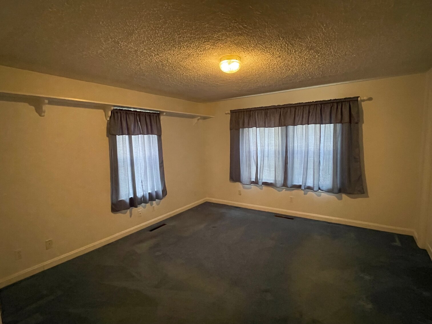 Image for SOLD $143,000 - Move-in Ready 3 Bedroom with Workshop