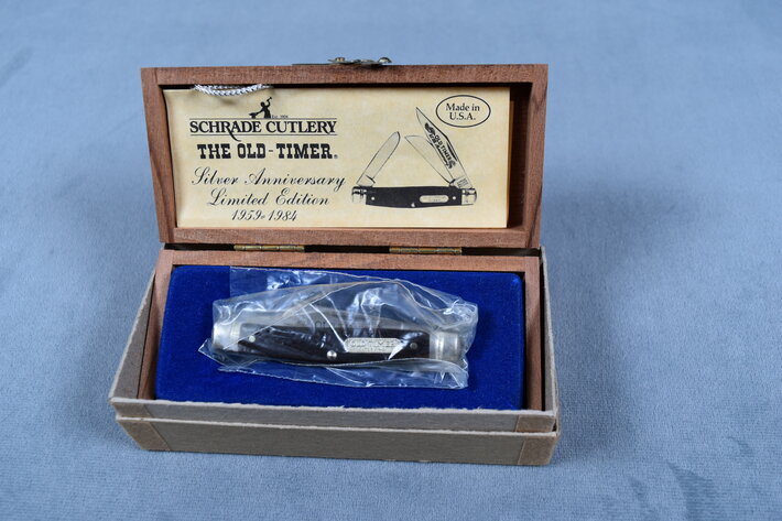 Image for Quality Collector Knife Auction