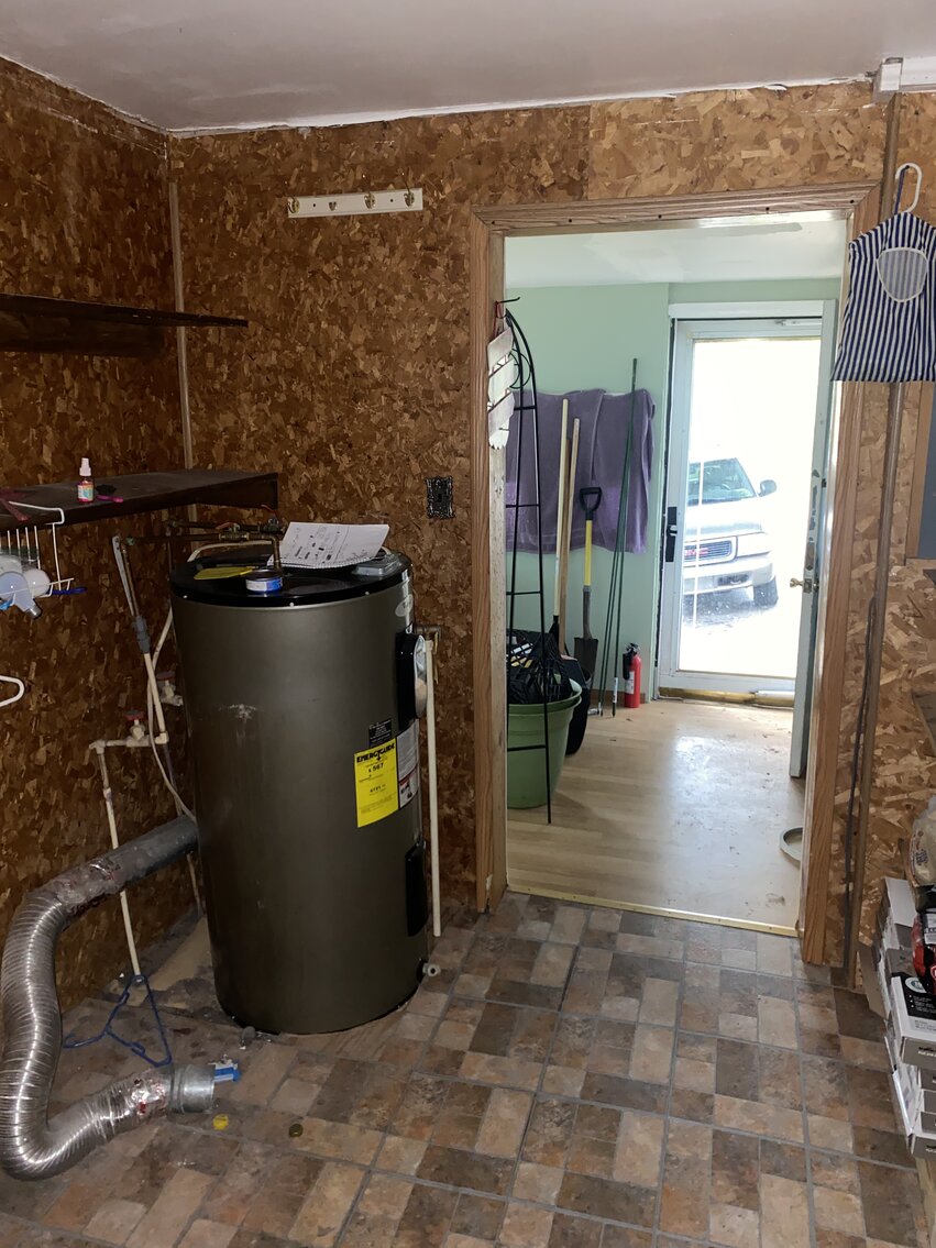 Image for SOLD $40,700 - 3 Bedroom House and Mobile Home Selling to the Highest Bidder