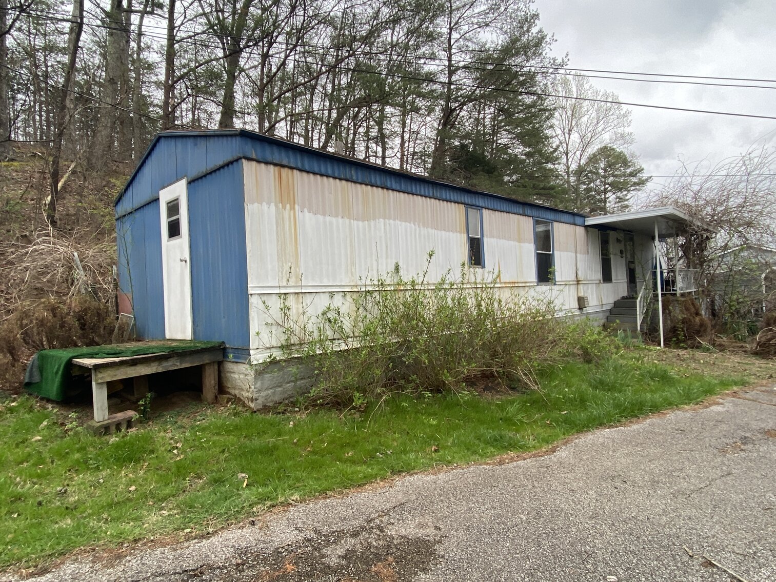 Image for SOLD $40,700 - 3 Bedroom House and Mobile Home Selling to the Highest Bidder