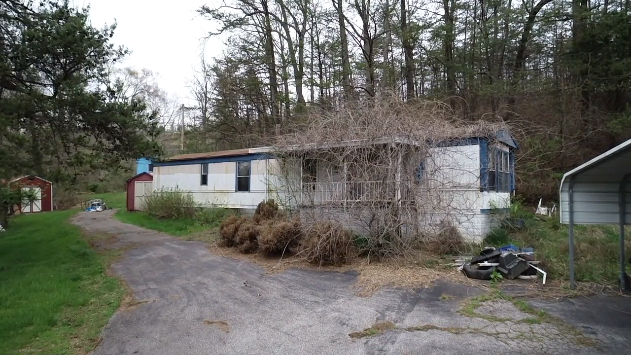 Image for SOLD $40,700 - 3 Bedroom House and Mobile Home Selling to the Highest Bidder