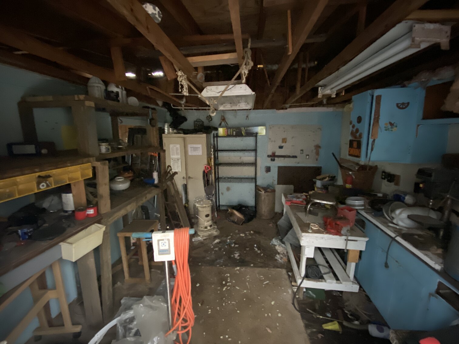 Image for SOLD $40,700 - 3 Bedroom House and Mobile Home Selling to the Highest Bidder