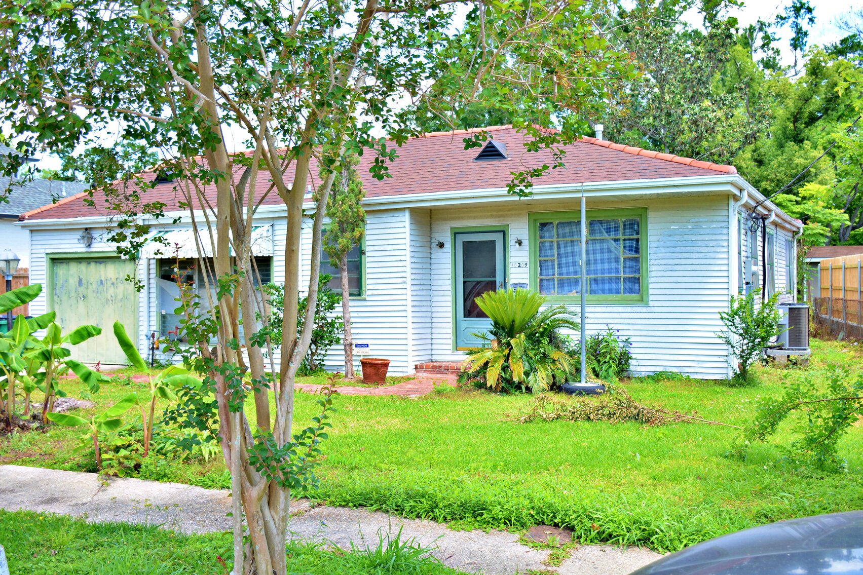 Image for River Ridge Home-Fixer Upper or Tear Down, Great location