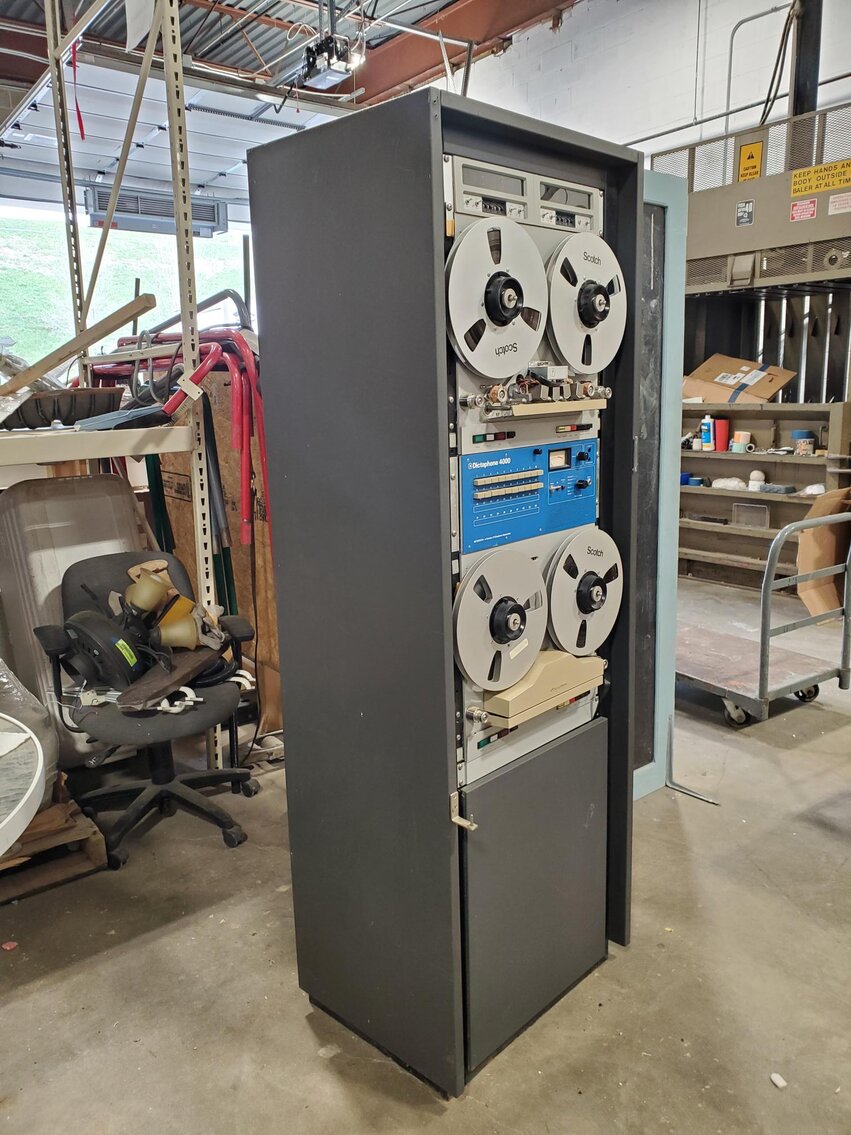 Image for Photo Booths, Oil Painting, DVD Rental Machines, Dictaphone 4000