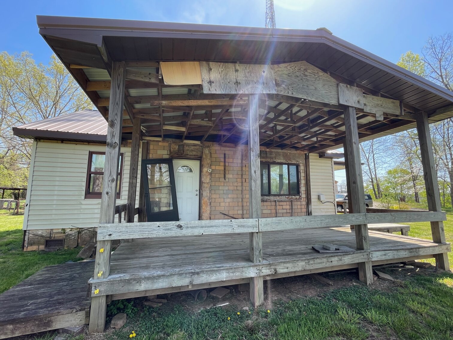 Image for SOLD $44,000 - 3 Bedroom with Garage, Barn, & Shop