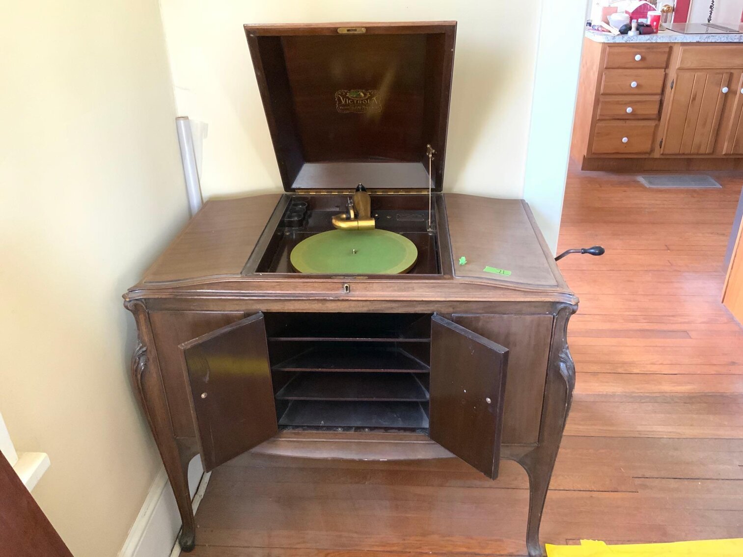 Image for VIRTUAL AUCTION - Antiques, Collectibles and Household of RT and Judi Legard