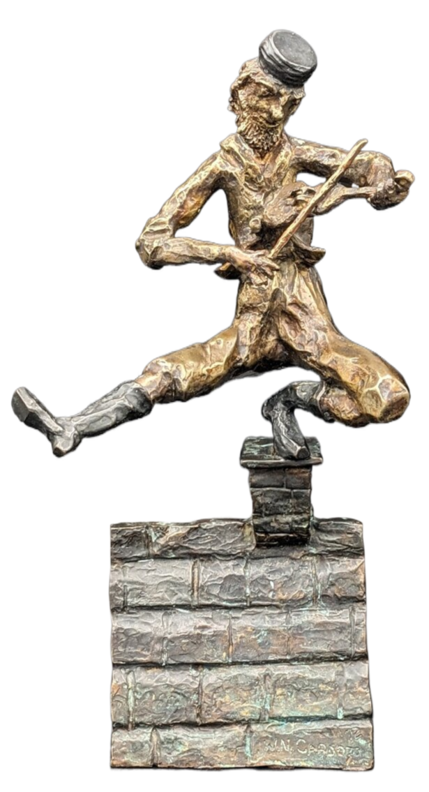 Image for Vintage Pottery, Art Glass, Designer Decor & More- Online Auction!