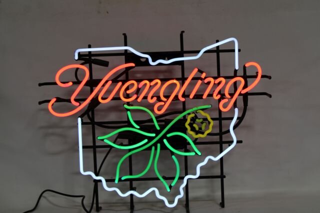 Image for BEER SIGNS-TOYS-COLLECTIBLES-TONS MORE!