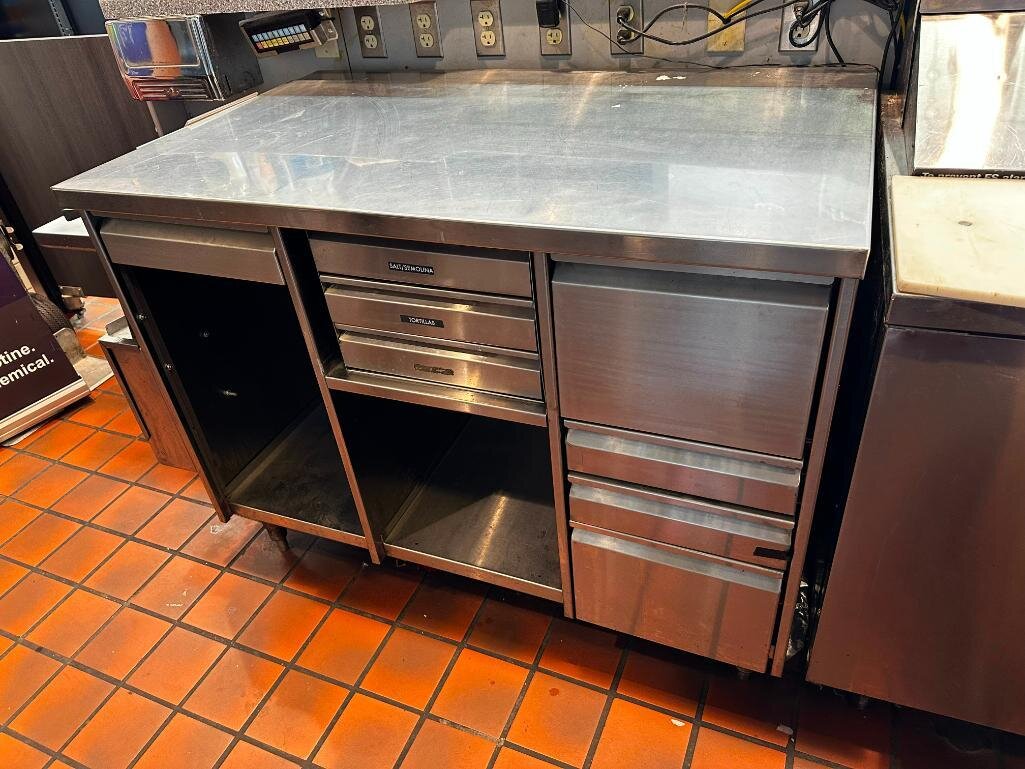 Image for Mega Saver Kitchen Late Model Restaurant / Cafe Equipment Liquidation