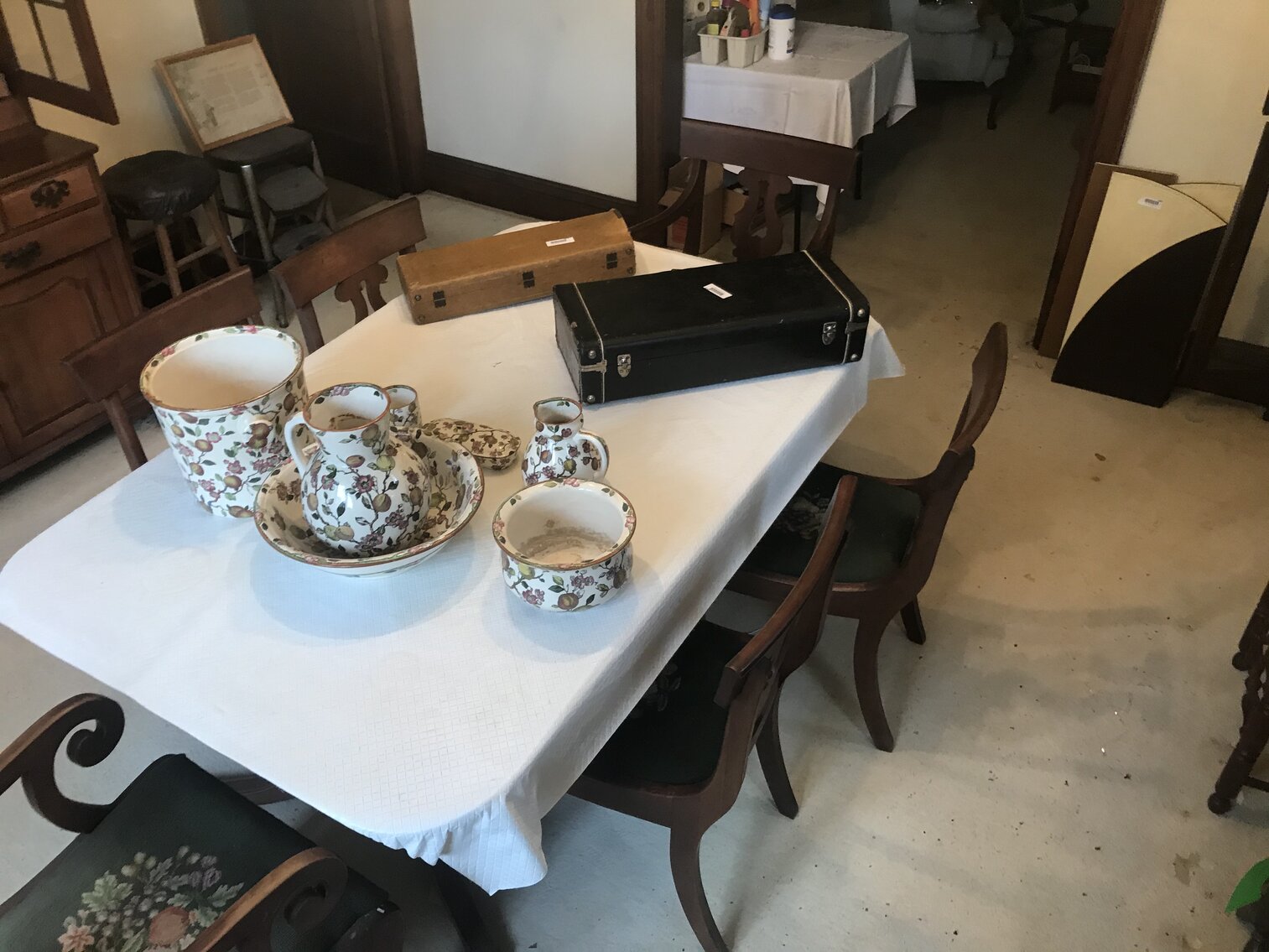 Image for SOLD $74,250 - Spacious 5 Bedroom in Charleston Selling to the Highest Bidder