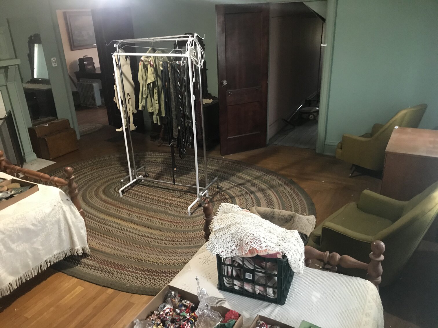 Image for SOLD $74,250 - Spacious 5 Bedroom in Charleston Selling to the Highest Bidder