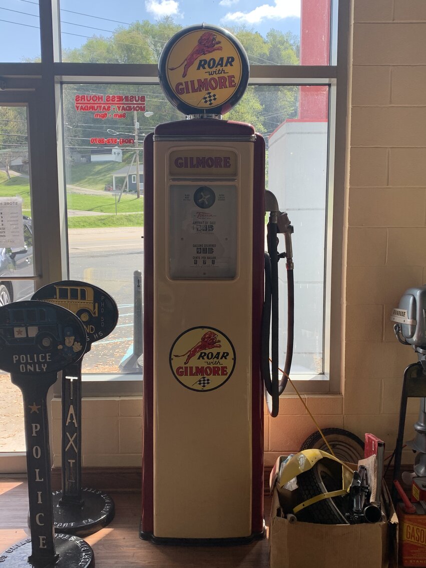 Image for Ripley, WV – HUGE Auction! 1969 Camaro SS, Automotive/Petroleum Signs & Collectibles, Pedal Cars, Antiques, Nostalgia, and More!