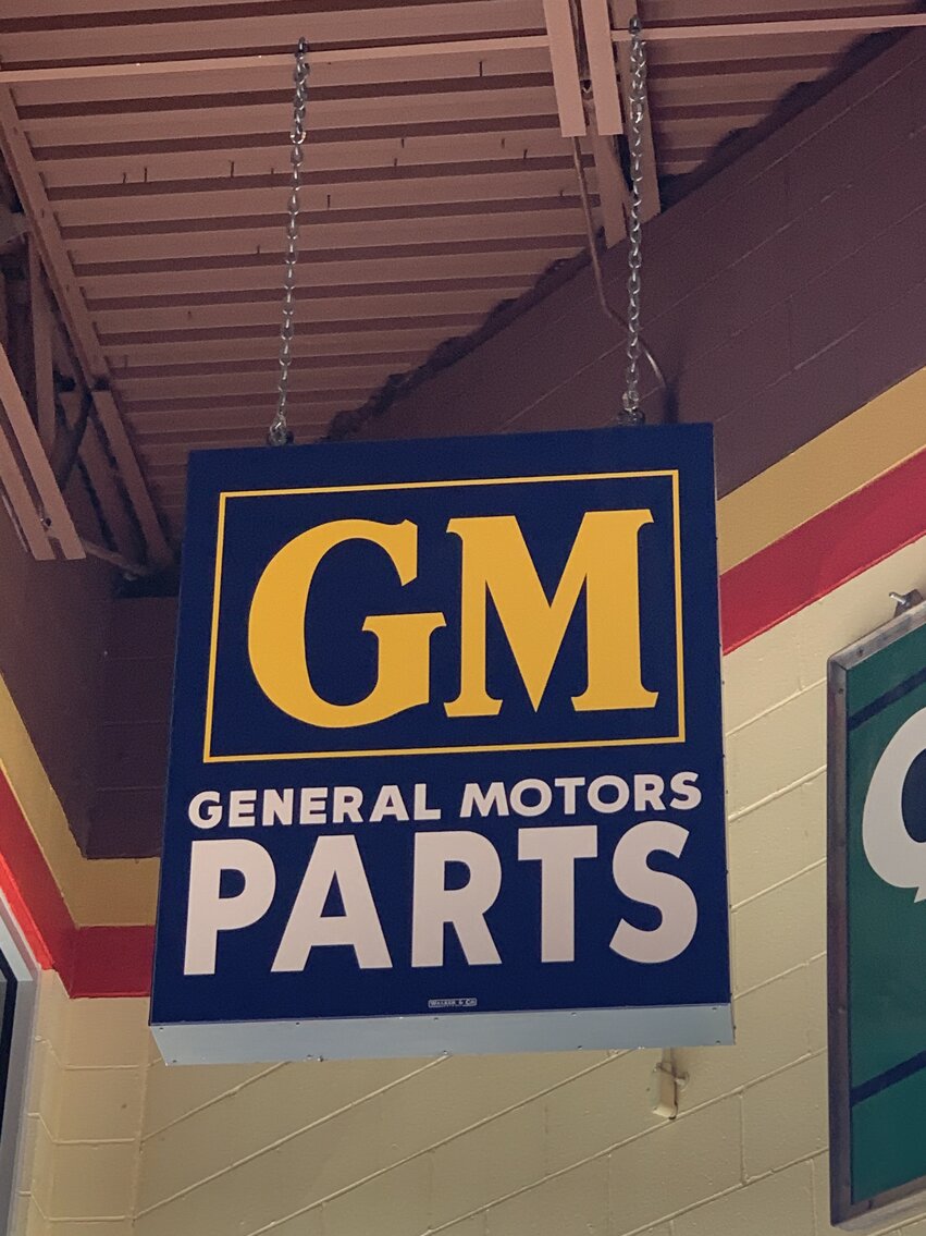 Image for Ripley, WV – HUGE Auction! 1969 Camaro SS, Automotive/Petroleum Signs & Collectibles, Pedal Cars, Antiques, Nostalgia, and More!