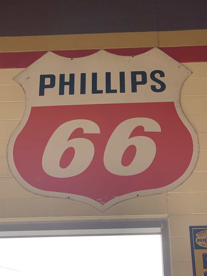 Image for Ripley, WV – HUGE Auction! 1969 Camaro SS, Automotive/Petroleum Signs & Collectibles, Pedal Cars, Antiques, Nostalgia, and More!