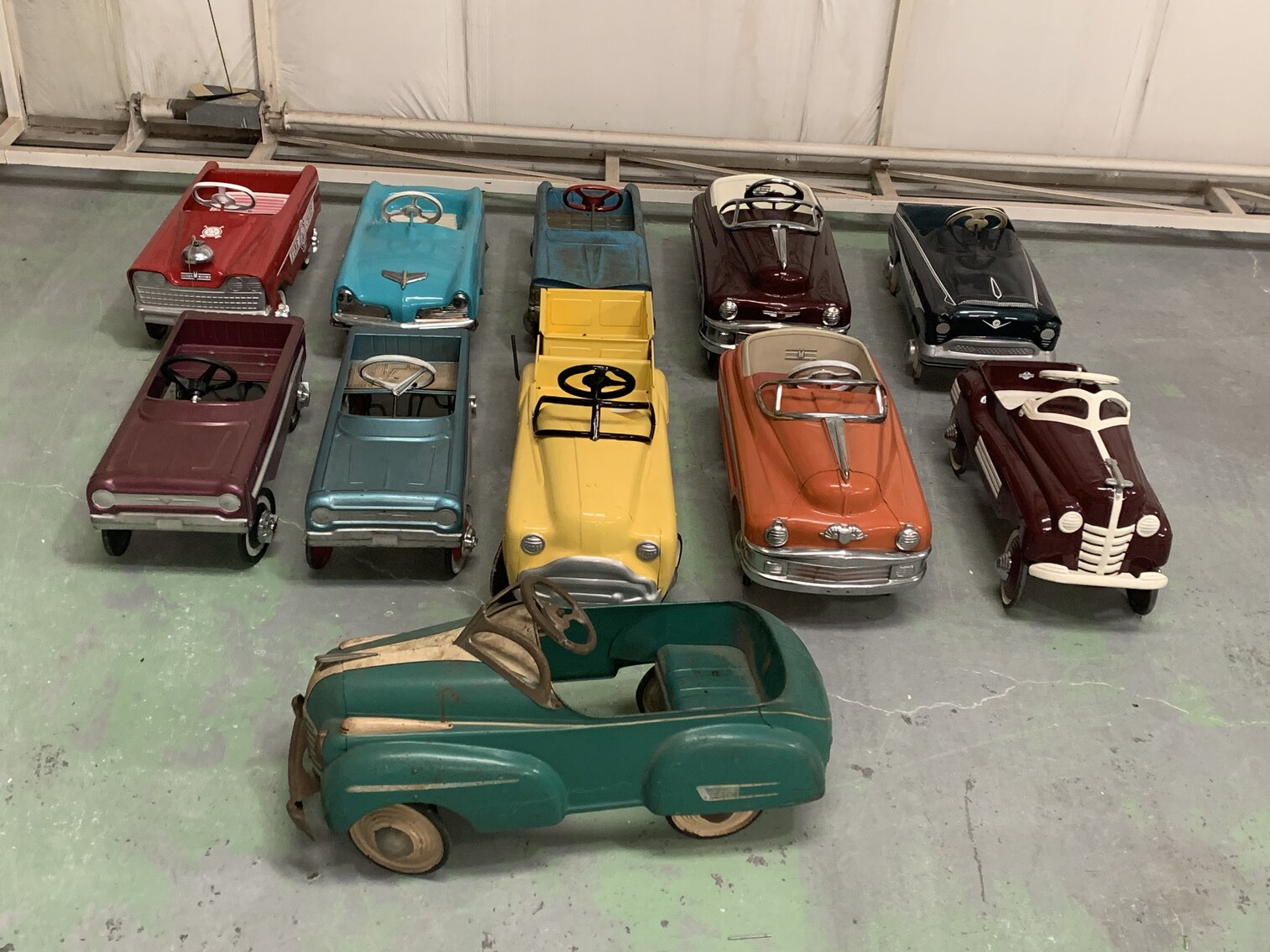 Image for Ripley, WV – HUGE Auction! 1969 Camaro SS, Automotive/Petroleum Signs & Collectibles, Pedal Cars, Antiques, Nostalgia, and More!