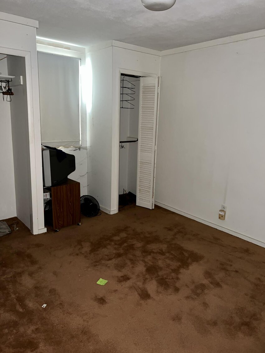 Image for SOLD $47,300 - 3 Bedroom in a Great Neighborhood Selling to the Highest Bidder