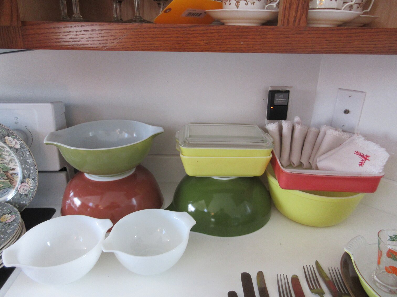 Image for Morgantown, WV – Moving Auction: Antique Furniture, Collectibles, Glassware, China, Dolls, and more!