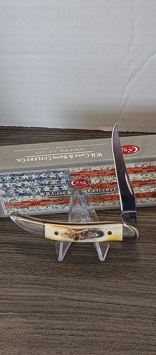 Image for St Albans, WV - Griswold Cast Iron, Jewelry, Case XX Knives, Blenko & Other Art Glass, Sports Cards, and More!