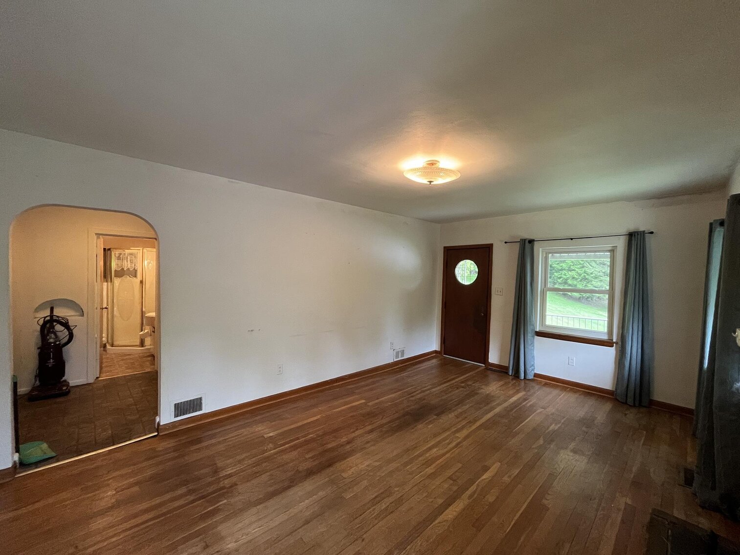 Image for SOLD $129,250 - 4 Bedroom Brick Home in Fairmont