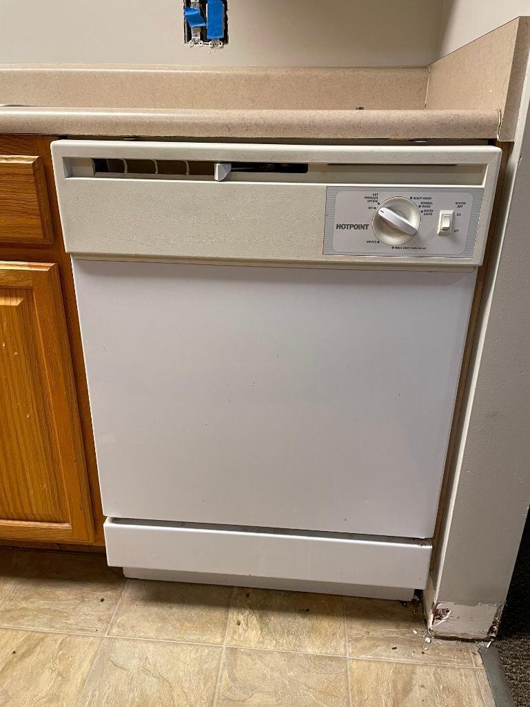 Image for UNIV. OF NEBRASKA OMAHA - UNO - SURPLUS LIQUIDATION