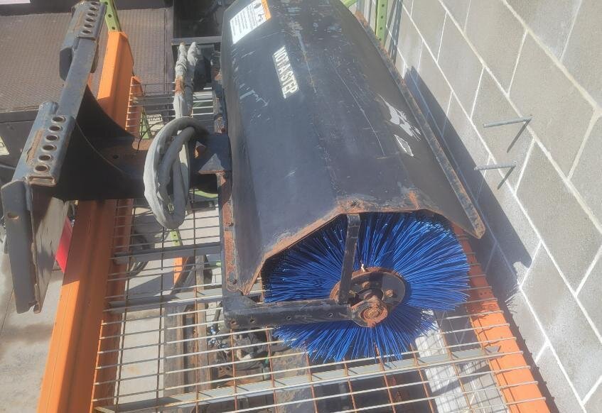 Image for UNIV. OF NEBRASKA OMAHA - UNO - SURPLUS LIQUIDATION