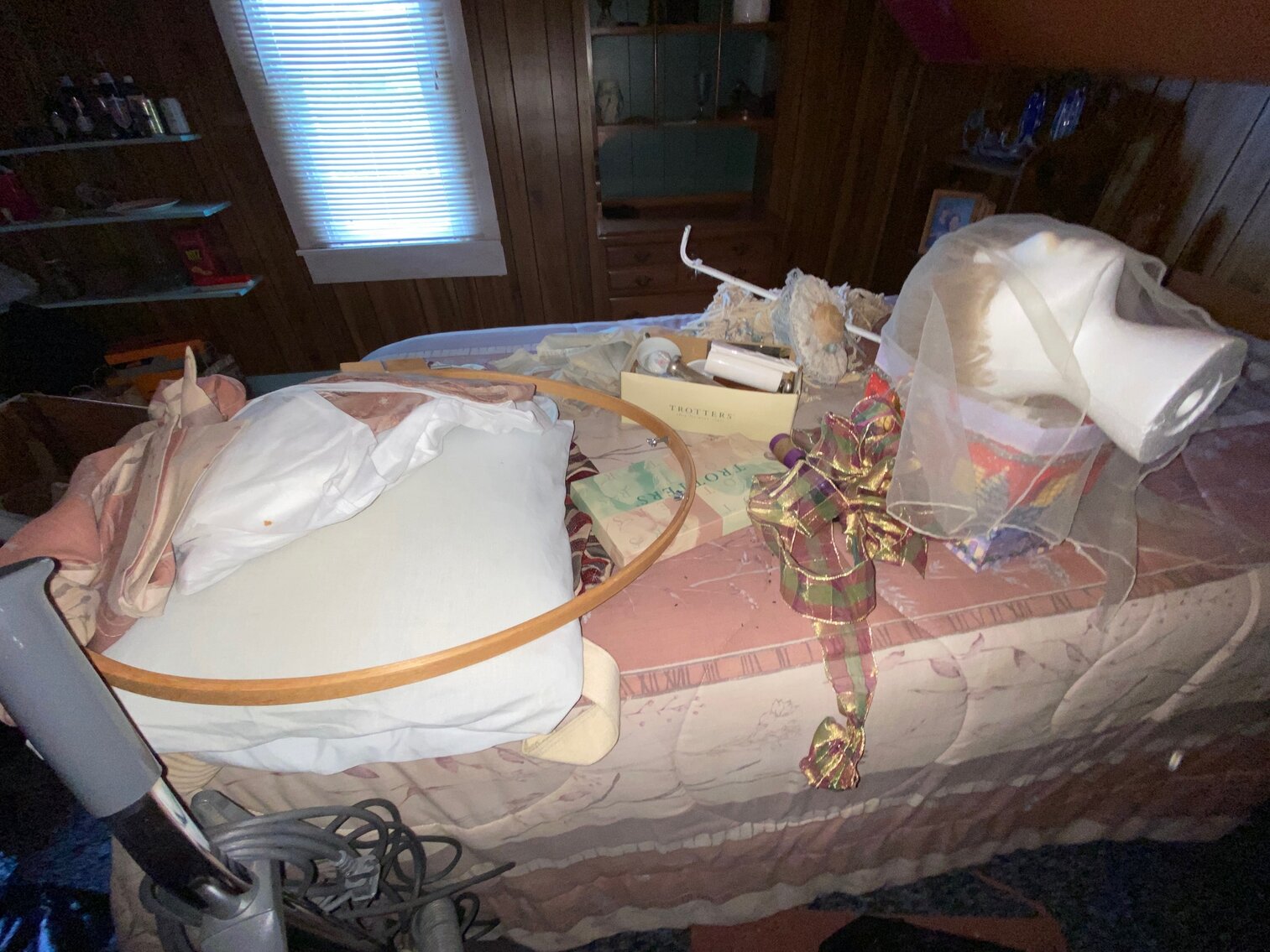 Image for ABSOLUTE ESTATE AUCTION - HAZEL, KY