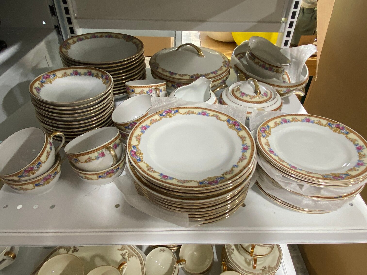 Image for Morgantown, WV – Morgantown Glass, China, Children’s Items, Advertising & Other Antiques, and much more!