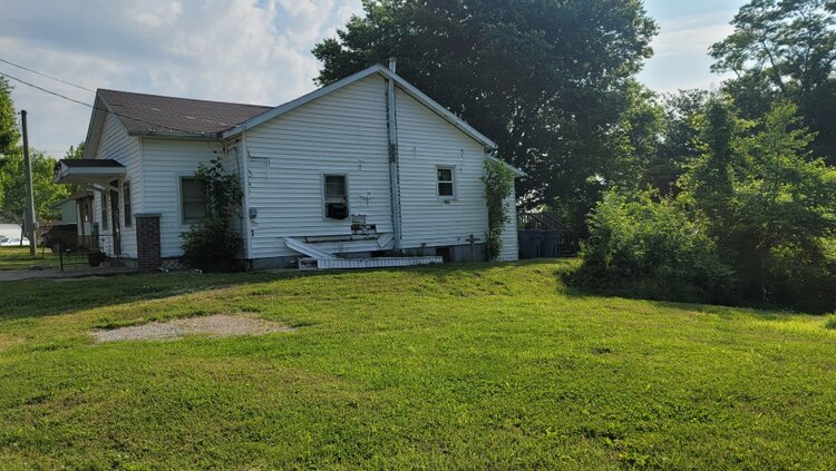 Image for 2-Bed, 1-Bath Fixer Upper Anna, IL