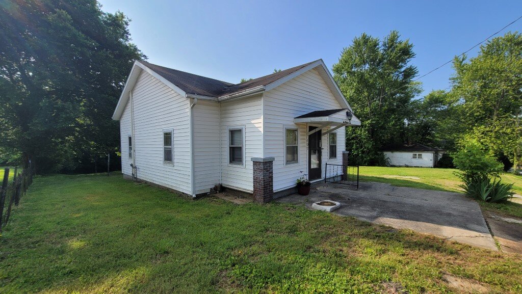 Image for 2-Bed, 1-Bath Fixer Upper Anna, IL