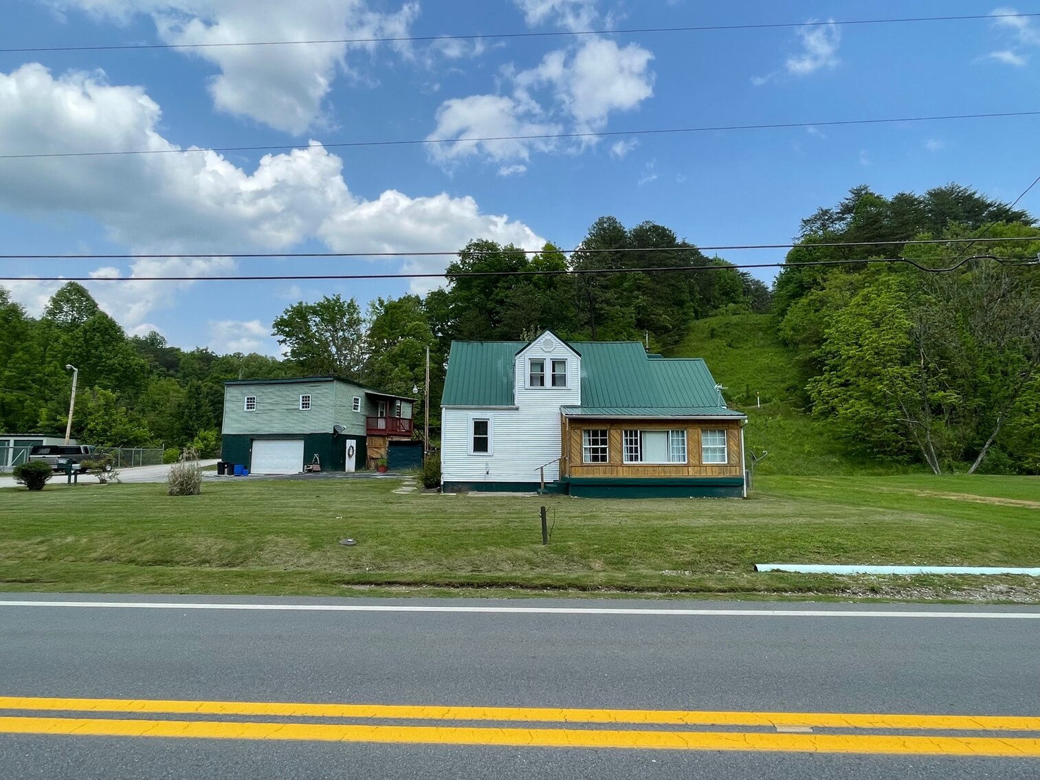 Image for SOLD $90,200 - 3 Bedroom Home with Garage Apartment Selling to the Highest Bidder