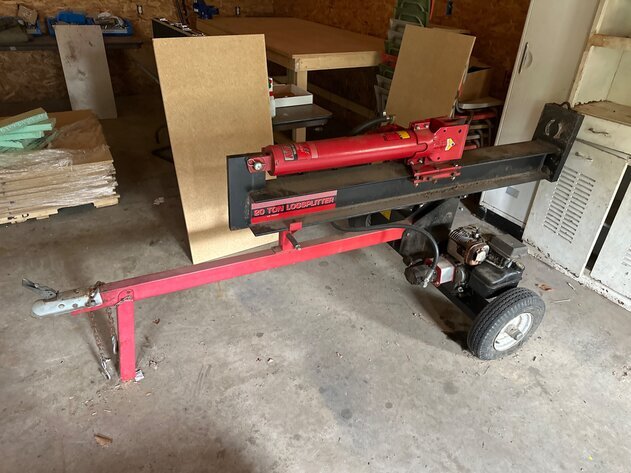 Image for County Rd V - Gillett Auction