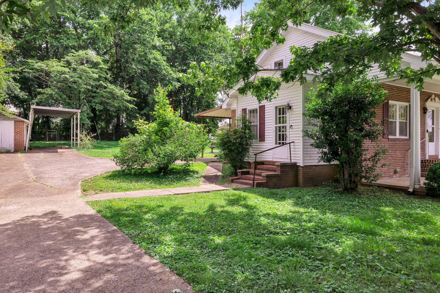 Image for Downtown Centerville - W. Swan Estate / 2,352 sq ft - 4BR's 2BA's