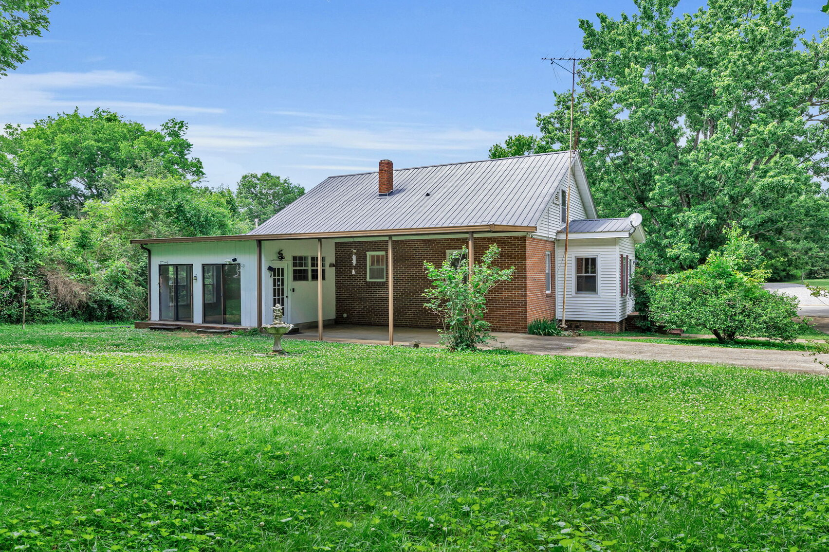 Image for Downtown Centerville - W. Swan Estate / 2,352 sq ft - 4BR's 2BA's