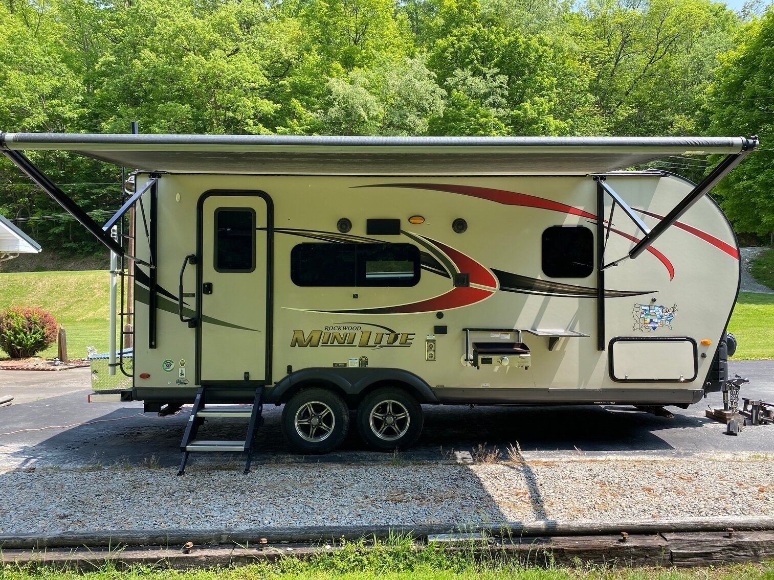 Image for Hundred, WV – Moving Auction: ’20 Rockwood Mini Lite RV, JD E110 Mower, Shop Items, Tools, Modern & Antique Furniture, Housewares, Decorative Items, and much more!